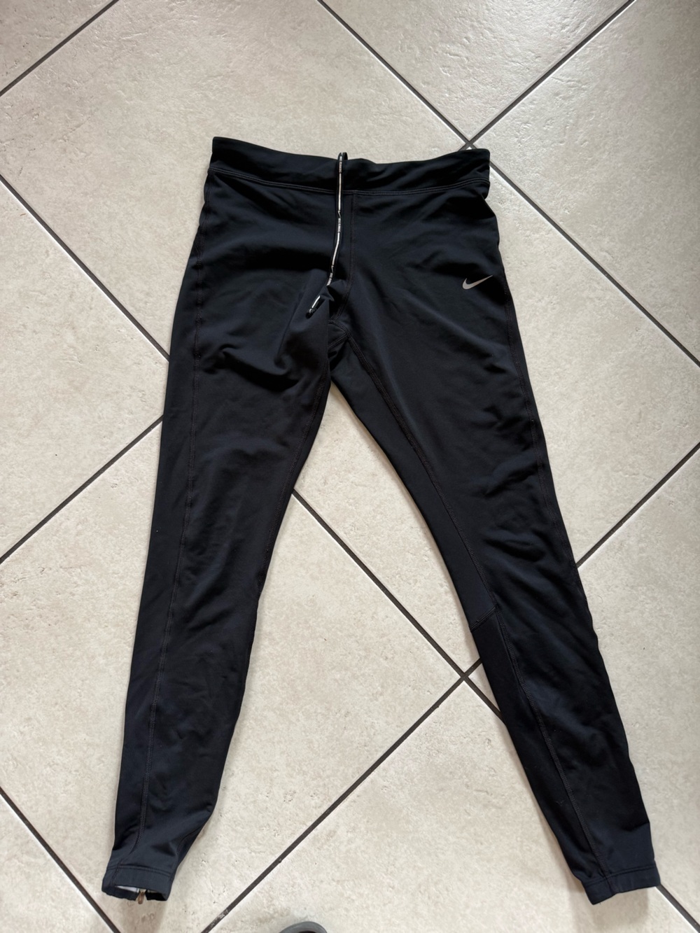Nike Black Women's Performance Leggings with Swoosh